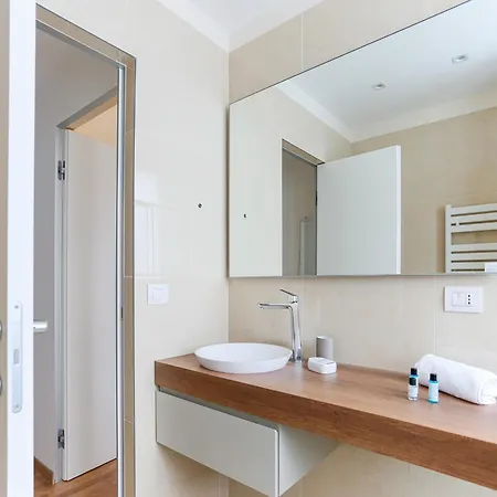 The Best Rent - Bright One-bedroom In Corso Vittorio Emanuele Ii *
