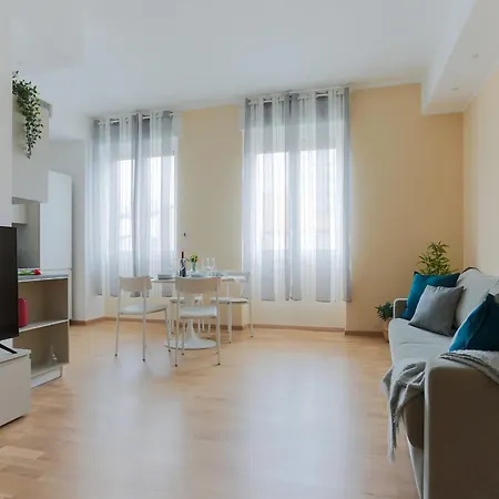 Apartment The Best Rent - Bright One-bedroom In Corso Vittorio Emanuele Ii Milan
