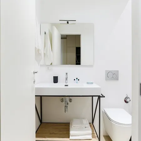 The Best Rent - Bright One-bedroom In Corso Vittorio Emanuele Ii