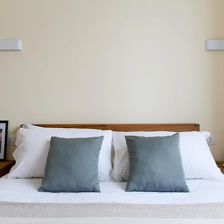 Apartment The Best Rent - Bright One-bedroom In Corso Vittorio Emanuele Ii *